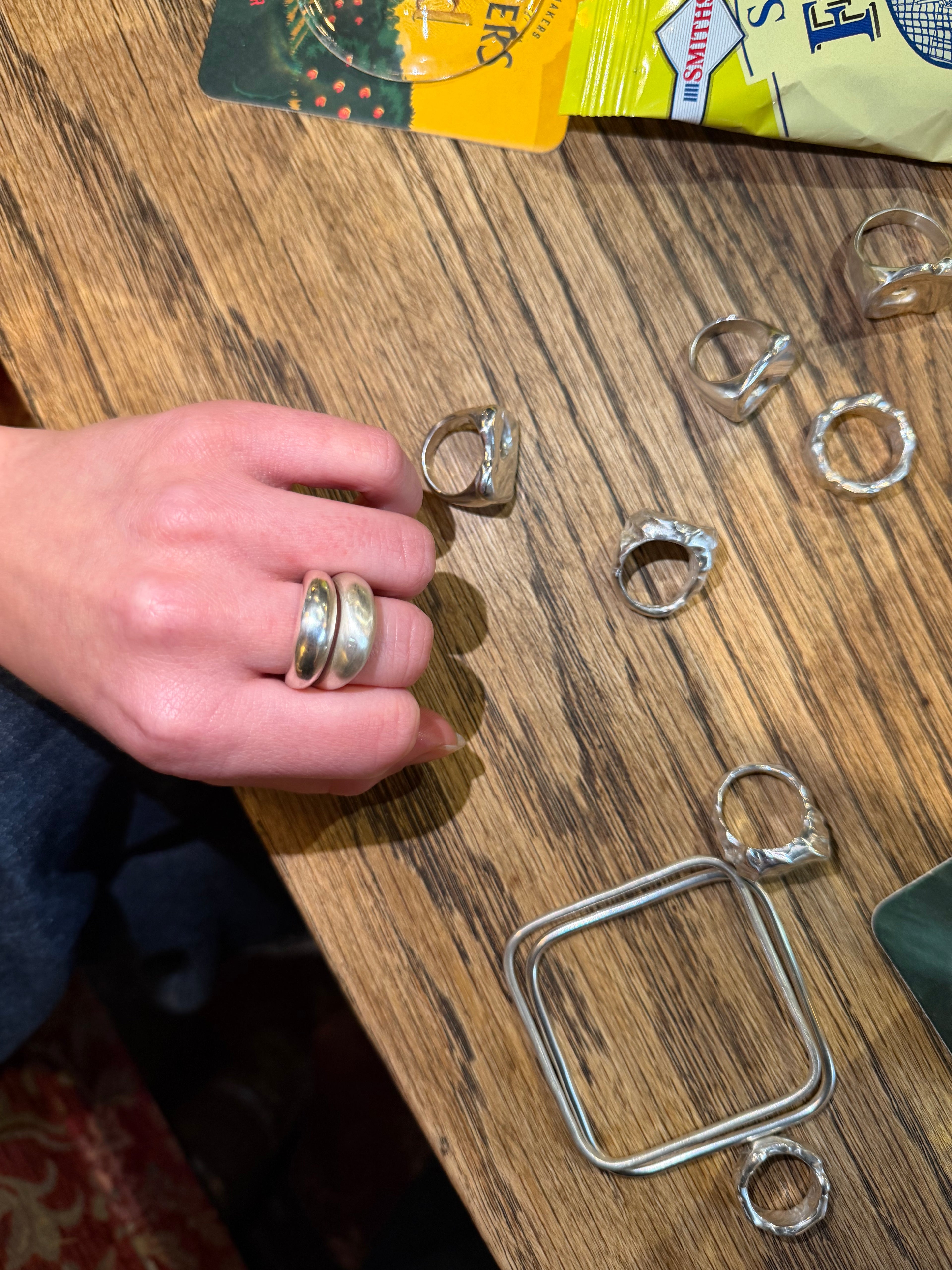 Curve Ring