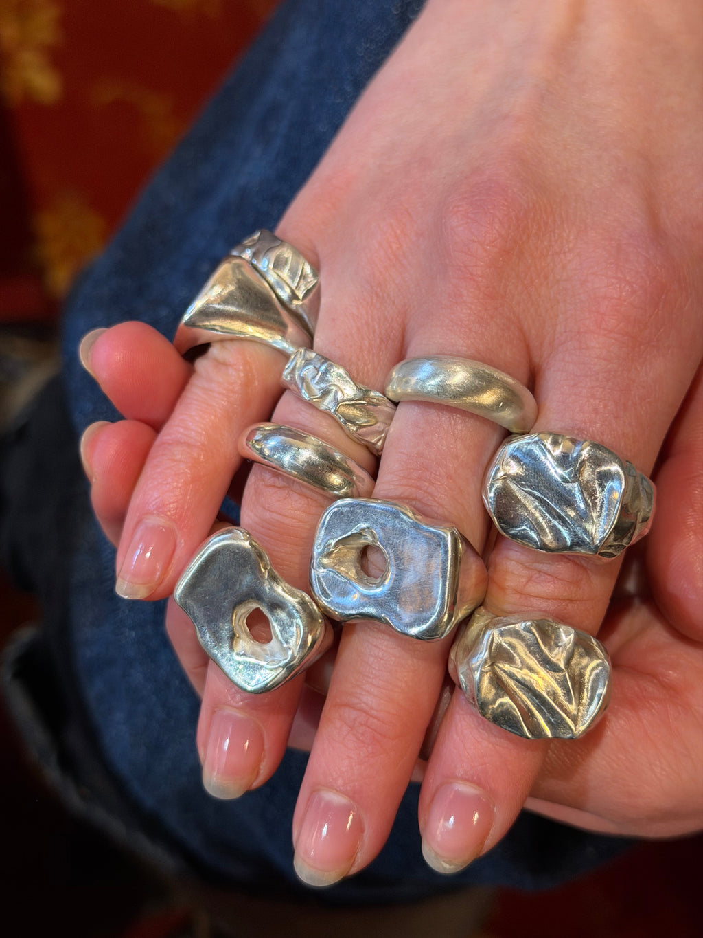 Curve Ring